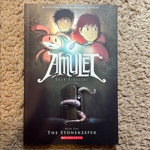 Scholastic Amulet Book One: The Stonekeeper
